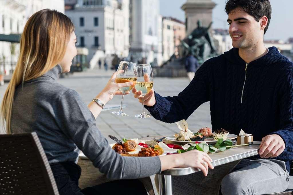 Savoia & Jolanda Venedig